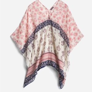 Vince Camuto Cairta Dolman Poncho Top